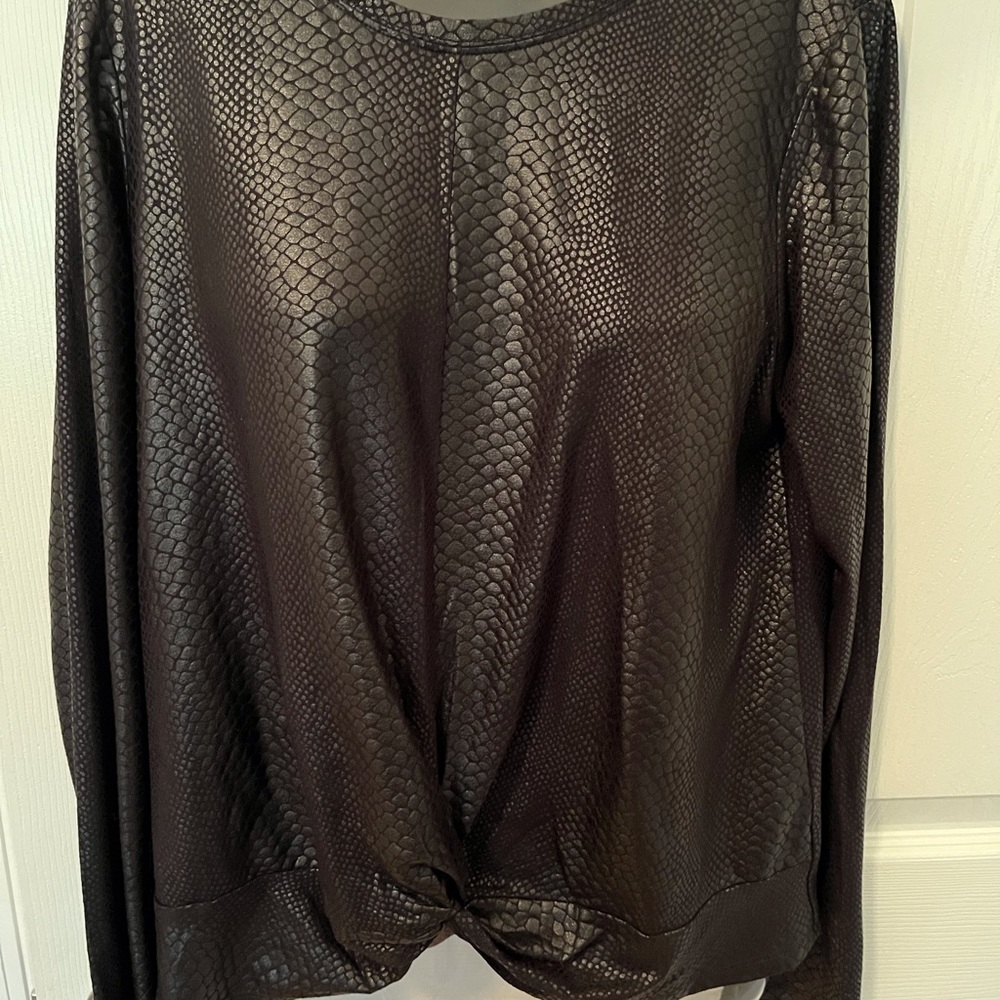 International Concepts black womens long sleeve medium top
